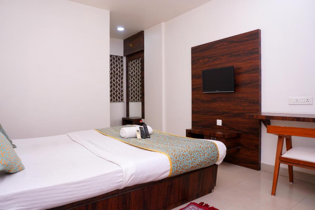 Hotel Shree Gayatri Inn Nagpur Zewnętrze zdjęcie