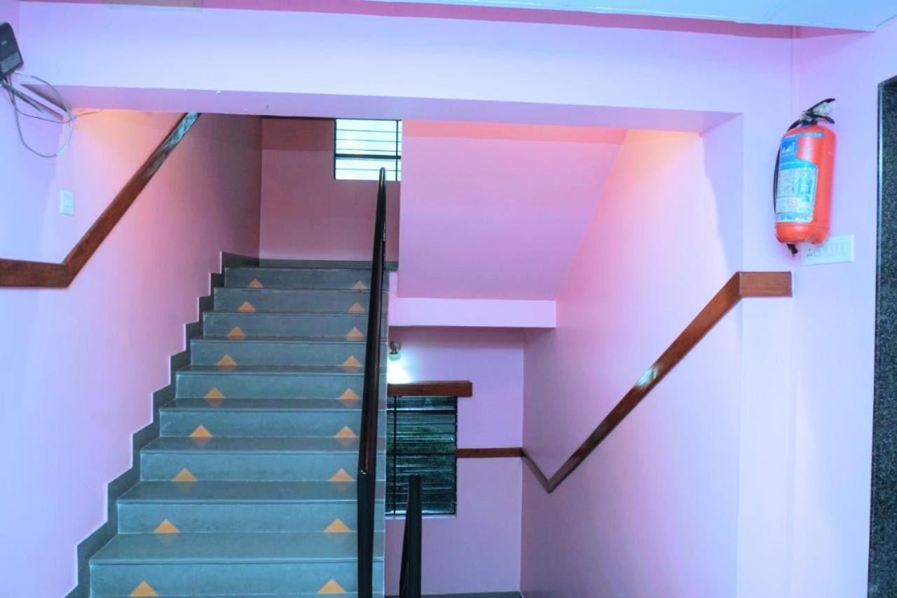 Hotel Shree Gayatri Inn Nagpur Zewnętrze zdjęcie