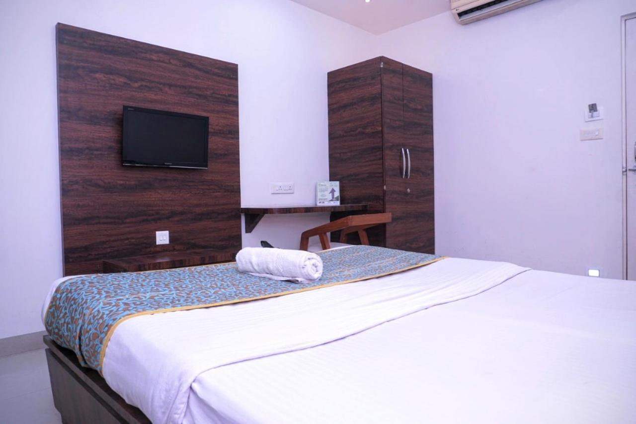 Hotel Shree Gayatri Inn Nagpur Zewnętrze zdjęcie